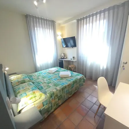 Raggio Di Sole * サン・ベネデット・デル・トロント